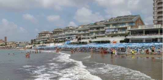 La spiaggia scomparsa: Situazione critica