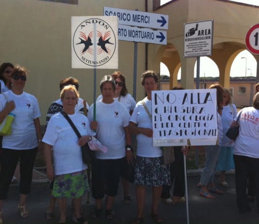 Ospedali riuniti Anzio Nettuno- La Polverini non si presenta all’inagurazione dell’eliporto, sit in di protesta contro i tagli alla sanità