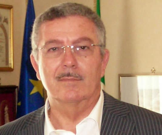 Anzio- Il Sindaco Bruschini ritira tutte le deleghe a Ruggero Garzia:”E’ venuto meno il rapporto di fiducia”