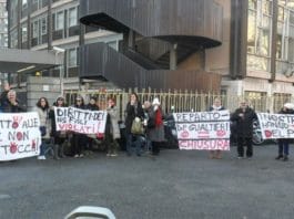 Genitori davanti alla Regione, contro la chiusura del Centro di Neuropsichiatria infantile dell’Ospedale Villa Albani di Anzio