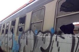 Vandalismo sui treni, ai primi posti la linea Nettuno-Roma. 230mila euro i danni dal 1° gennaio a oggi