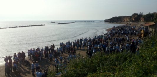Scatto mozzafiato al tramonto per la foto ricordo dei “Portodanzesi”