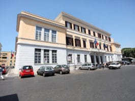 Mense, non c’è pace nemmeno a Pasqua