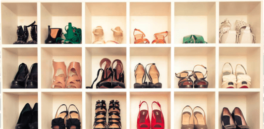 Scarpe, capitolo primo. Analisi semiseria dell’ossessione numero uno delle fashion victim