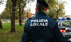 polizia locale giardini-2