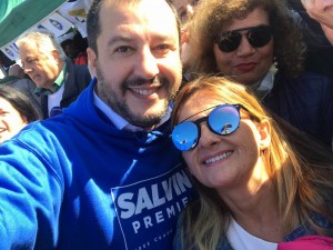 Il coordinatore di Anzio Velia Fontana con Matteo Salvini