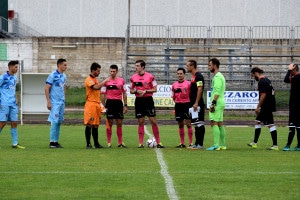 Anzio-Monterosi il saluto iniziale (foto Ferri)