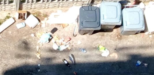 Rifiuti e degrado periferie, Città Futura denuncia: “Tecneko non rispetta il contratto”