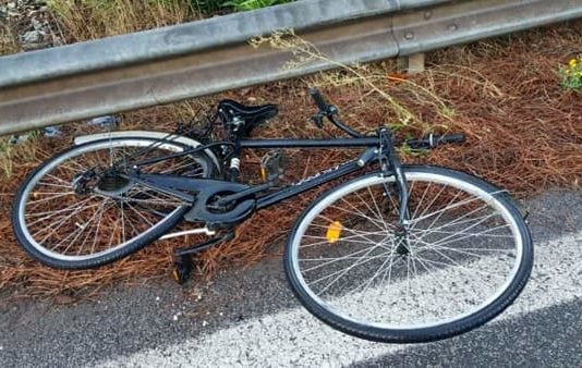 Strada Pontina, ciclista investito e ucciso da un tir pirata