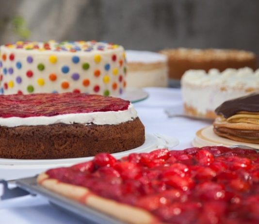 Metodi di sopravvivenza ai brindisi di auguri