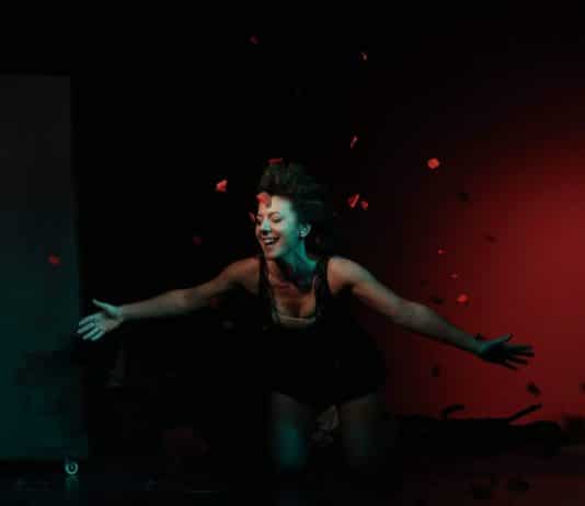 Utopica, al teatro Girasole va in scena “Ex-Volvere” di Giorgia Torlone