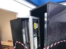 Anzio. Furto alla succursale di via XXI Aprile Liceo Chris Cappell