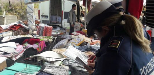 Aprilia, intensificati controlli al mercato del sabato. Sanzioni per chi non pulisce l’area