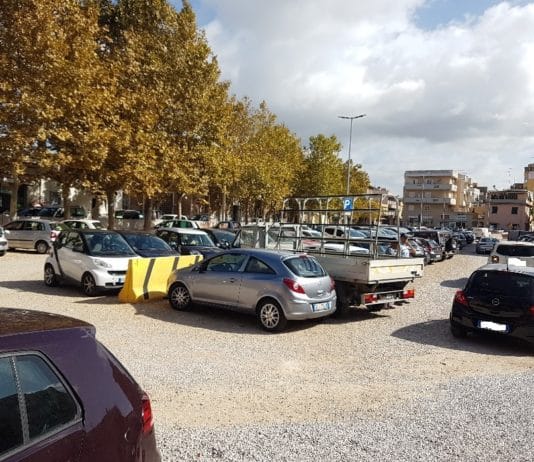 Nettuno. Parcheggione a pagamento, il Comune fa retromarcia, manca documentazione sull’agibilità dell’area