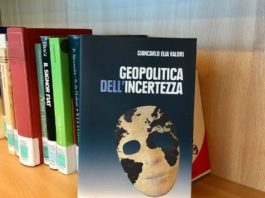 Anzio, nella biblioteca del Chris Cappel il libro omaggio di Giancarlo Valori