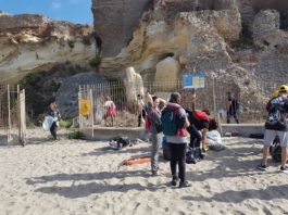 Puliamo il mondo, centinaia di volontari raccolgono i rifiuti dalle Grotte di Nerone