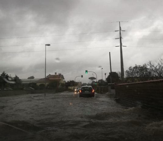 Anzio e Nettuno sott’acqua, via della Fonderia impraticabile