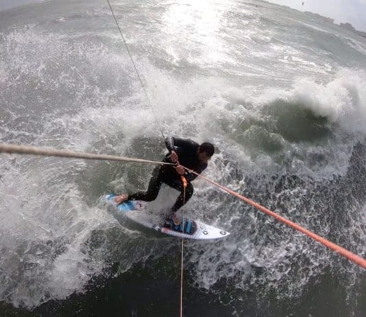 L’anziate Piercarlo Ricasoli è il campione italiano di Kitesurf Wave 2019