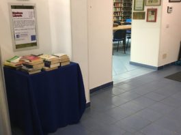 Successo per la stazione libraria, al Chris Cappell arrivano anche i testi in inglese