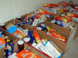 Anzio, pacchi alimentari alle persone in difficoltà