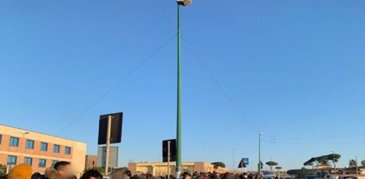 Anzio. Aule al freddo, scioperano gli studenti dell’Innocenzo XII
