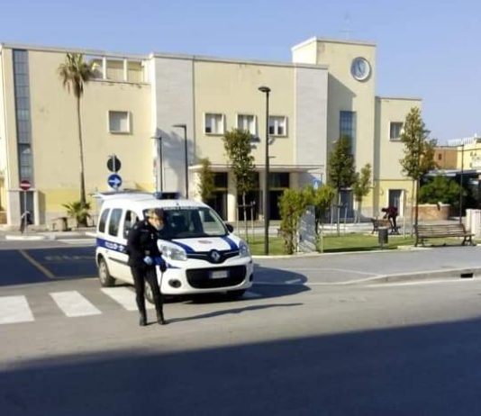 Nettuno. Controlli della Polizia locale su treni, spiagge e periferie