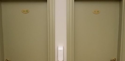 Anzio, negli uffici comunali e nei comprensivi i dispenser di gel disinfettante per le mani