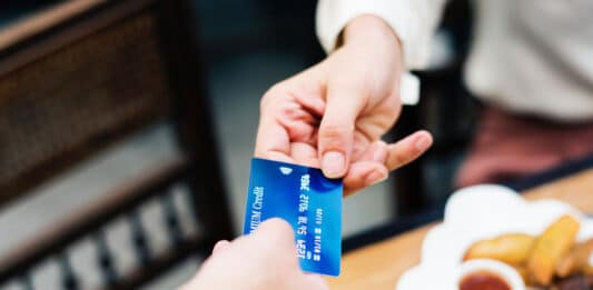 Guida alle carte conto: quali vantaggi?