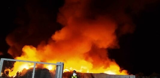 Incendio Loas: concluse operazioni di spegnimento. Si attendono risultati delle analisi di ASL e ARPA