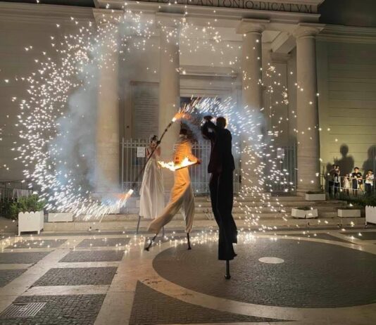 Anzio. Successo dello spettacolo itinerante “le bianche presenze”