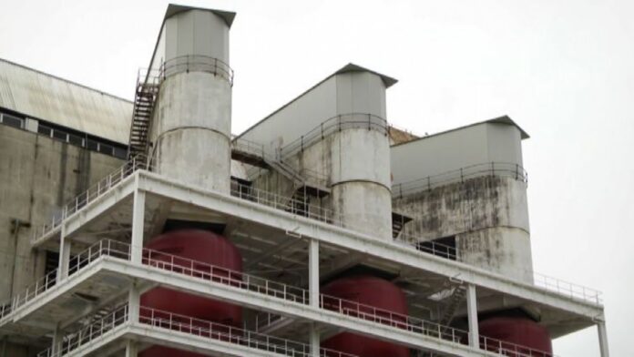 centrale nucleare latina