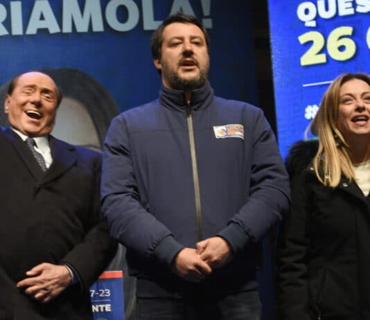 Covid-19, il centrodestra rifiuta la proposta di Conte per una cabina di regia