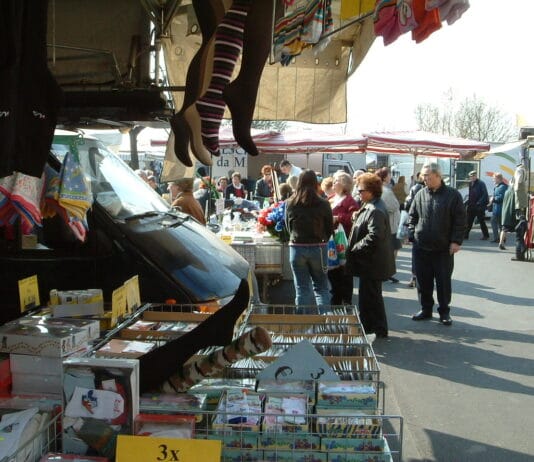 Anzio, mercato anticipato al 23 e 30 dicembre. Nuovi orari per il cimitero
