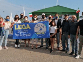 La Lega Salvini Premier Nettuno scende in piazza, boom di nuovi tesserati