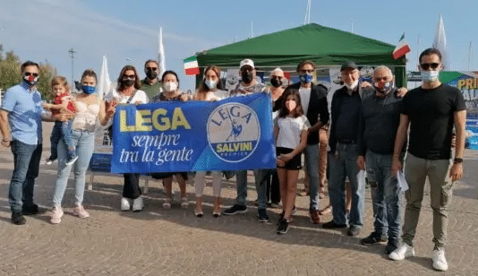 La Lega Salvini Premier Nettuno scende in piazza, boom di nuovi tesserati