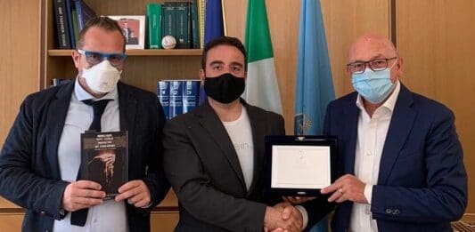 Nettuno, Michele Cioffi premiato alla Pisana per il libro “Non avrai bisogno di chiedere”