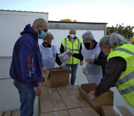 Catena solidarietà a Nettuno, donati 350 kg di alimenti surgelati alle famiglie in difficoltà