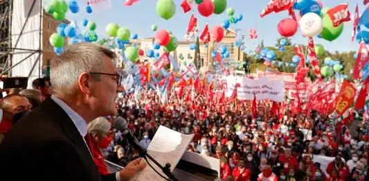Pensioni, Cgil gela Draghi: “Quota 102 e 104 misura inutile, solo 10 mila persone coinvolte”