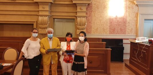 Consegnati ai comprensivi di Anzio cinque tablet-pc per gli studenti con disabilità