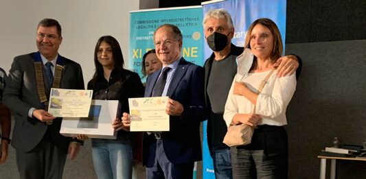 Anzio. Al concorso del Rotary “Legalità e Cultura dell’Etica” premiata Ilaria Del Gobbo studentessa del Liceo Picasso