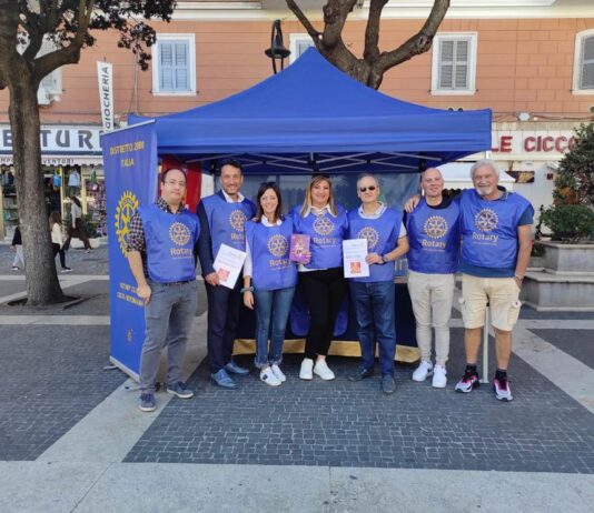 Anzio. Il Rotary in piazza contro la polio