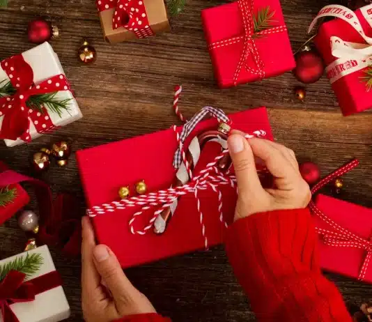 Codici: corsa ai regali di Natale, diffidare da super sconti e venditori sconosciuti