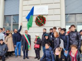 Nettuno. Restaurata la targa dedicata ad Eugenio Curiel, “i giovani nella Resistenza” in un convegno