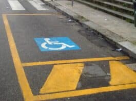 Nettuno. Parcheggi riservati ai disabili occupati senza titolo. La segnalazione del Comitato cittadini