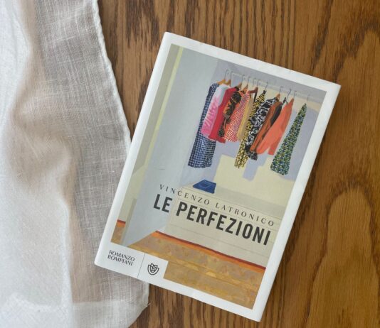 In poche parole. Le perfezioni il libro di Vincenzo Latronico