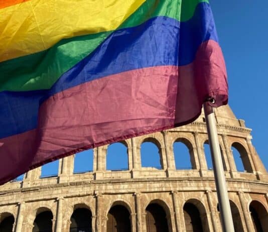 Dure le reazioni dopo la revoca del patrocinio al Roma Pride da parte della Regione Lazio