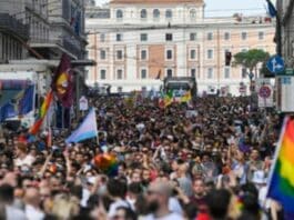 Roma Pride 2023, la parata per i diritti Lgbt+