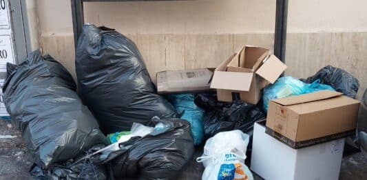 Nettuno. Incendio Rida Ambiente, difficoltà ritiro rifiuti indifferenziati