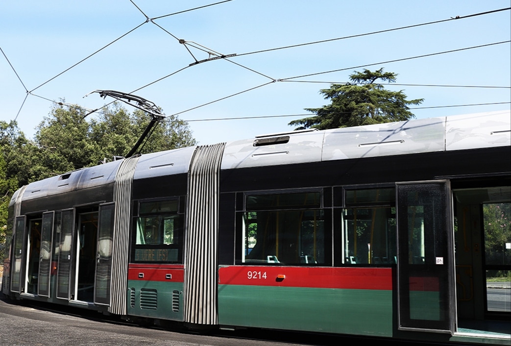 Roma. Il manifesto per lo sviluppo della rete di tram per servizi più  rapidi ed efficienti - InLiberaUscita