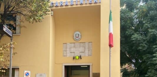 Pomezia. Derubano un 90enne del denaro che aveva appena prelevato, arrestate due donne
